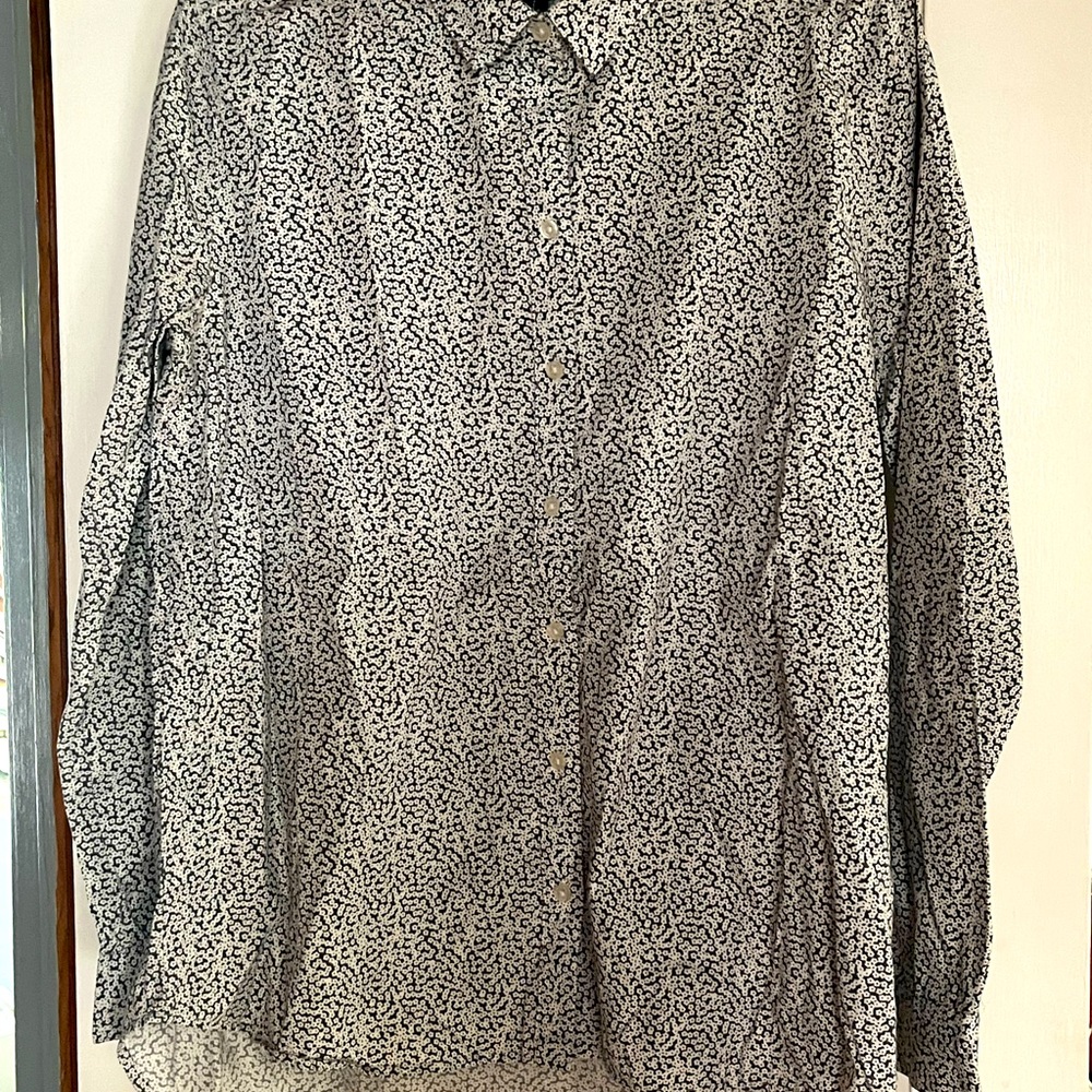 Boyfriend oxford w/white flowers